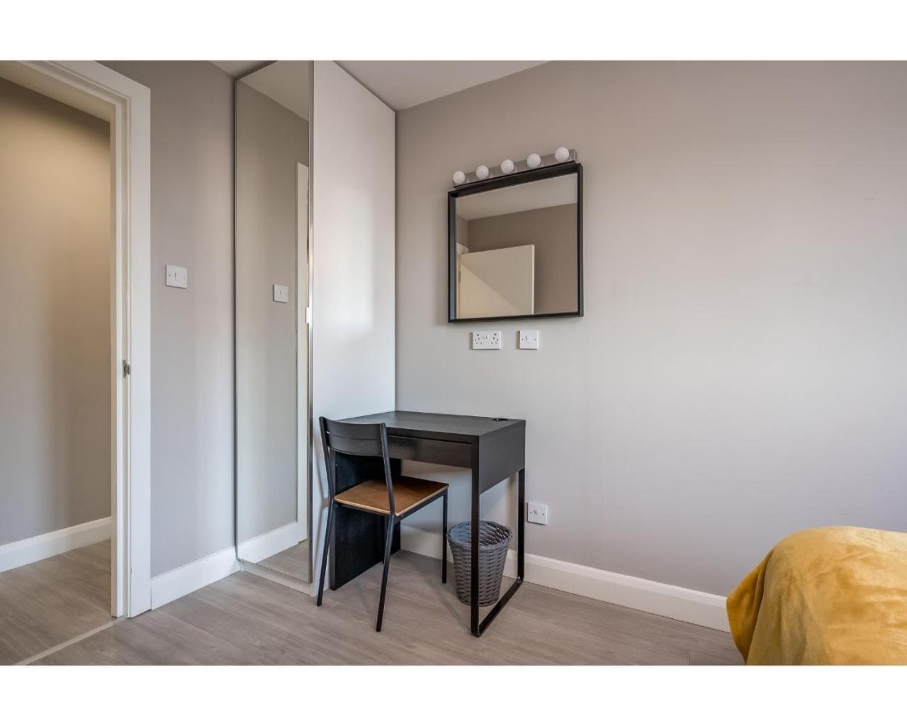 Central Belfast Apartments: Citygate Chambre photo